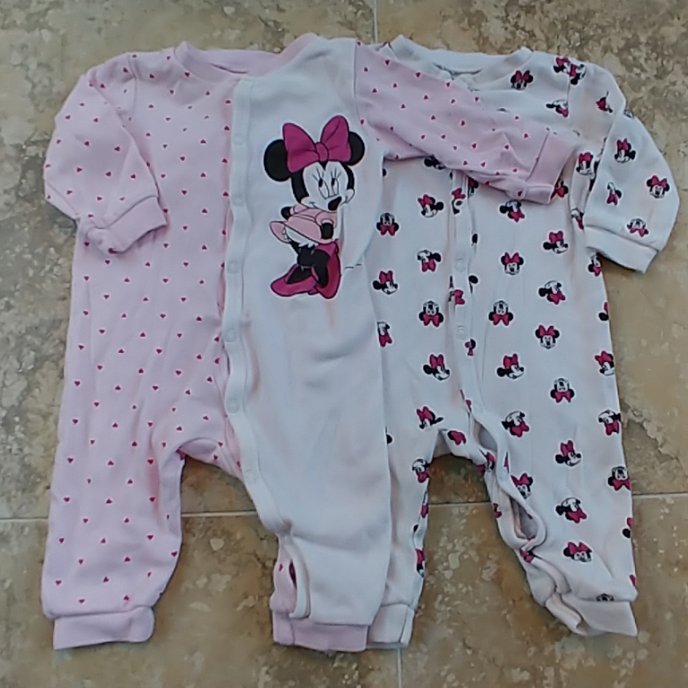 Set of 2 H&M onesies size 2-4 months